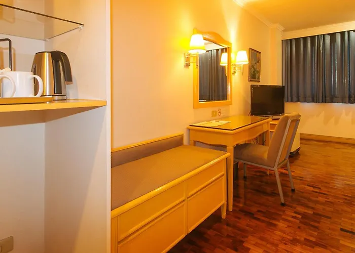 Superior Queen Room