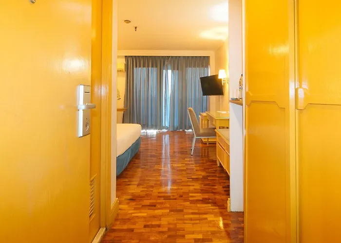 Superior Queen Room